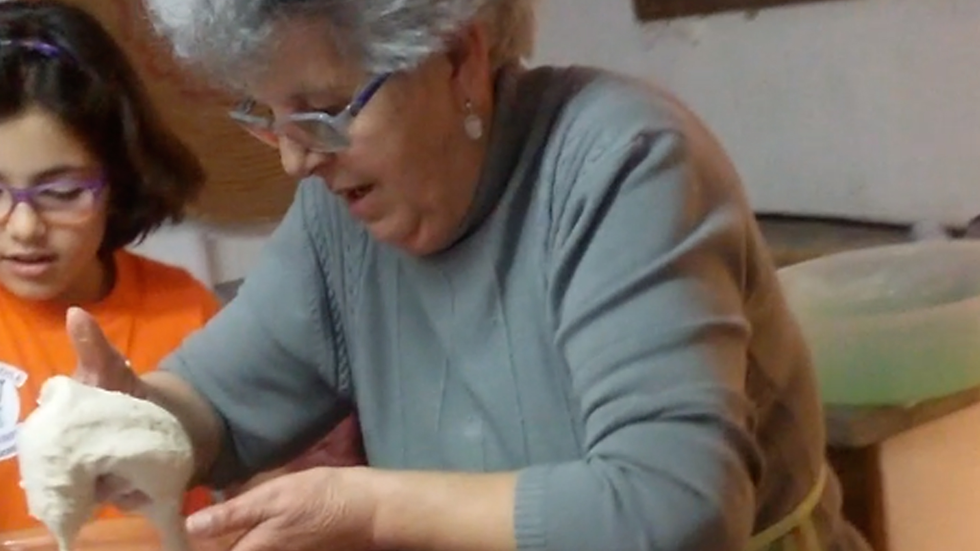 Lavorazione del pane di granturco